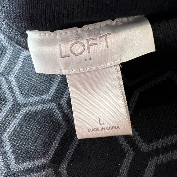 Stretchy - Picture 3 of 3